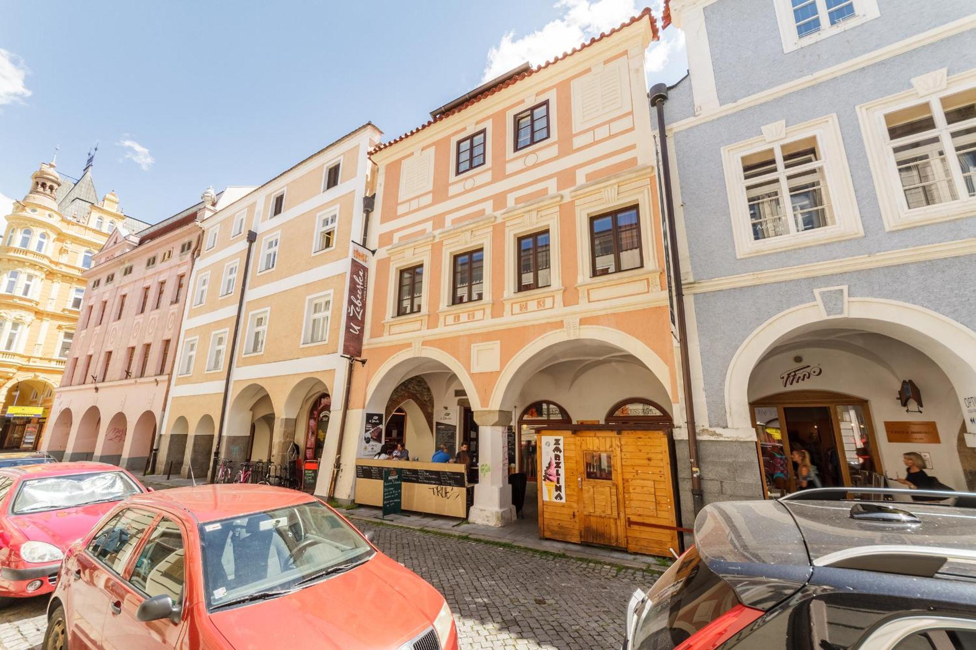 Old Town Charles Apartments Ceske Budejovice Esterno foto